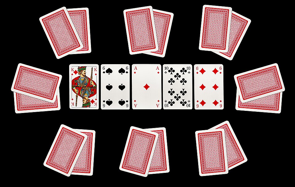 https://www.gambling911.com/gambling/conor-mcgregor-vs-max-holloway-betting-odds-17-05-2026.html - 康纳VS霍洛威赔率揭秘：MMA巨星跨界德扑的5大陷阱