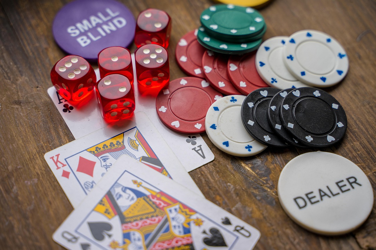 Jacks or Better策略解析:掌握固定优先表,提升视频扑克胜率