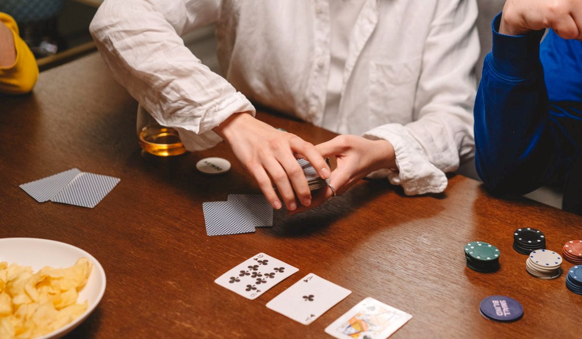 https://www.pokertube.com/article/jason-koon-makes-poker-hall-of-fame - Jason Koon以一票之差跨入扑克名人堂门槛,2026年新投票规则解析