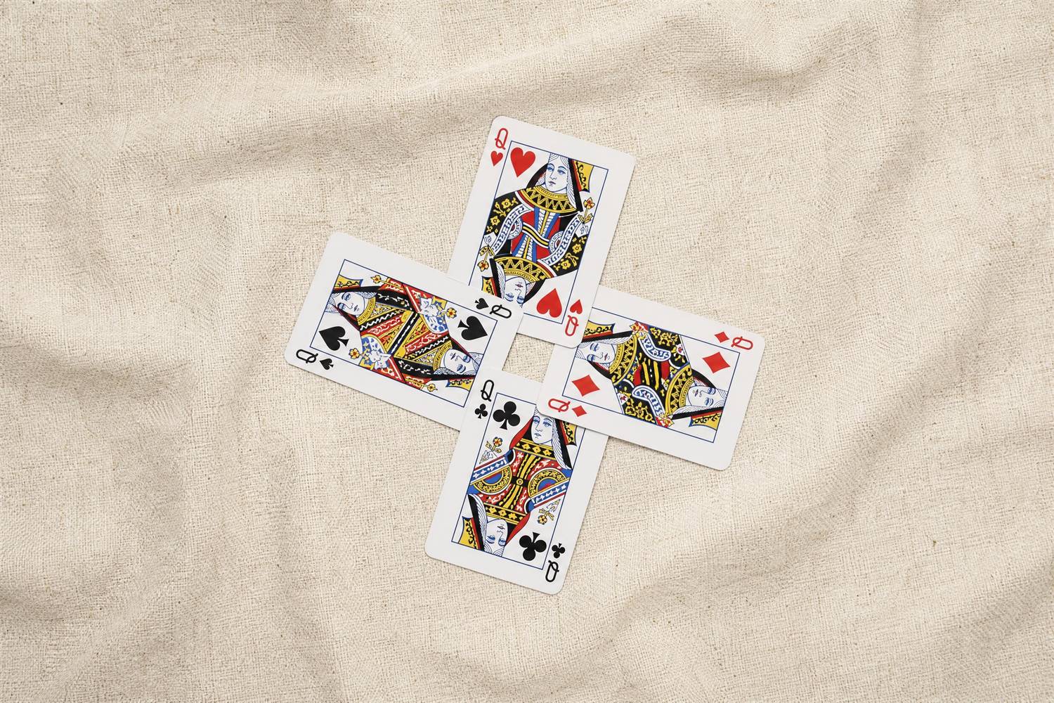 QQPOKER新手常犯5个错误：德州扑克入门避坑指南（要点图解）